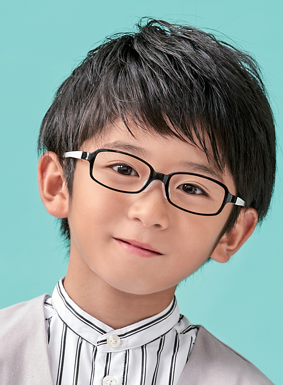 Junior Kids glasses perfect fit with myopia lenses